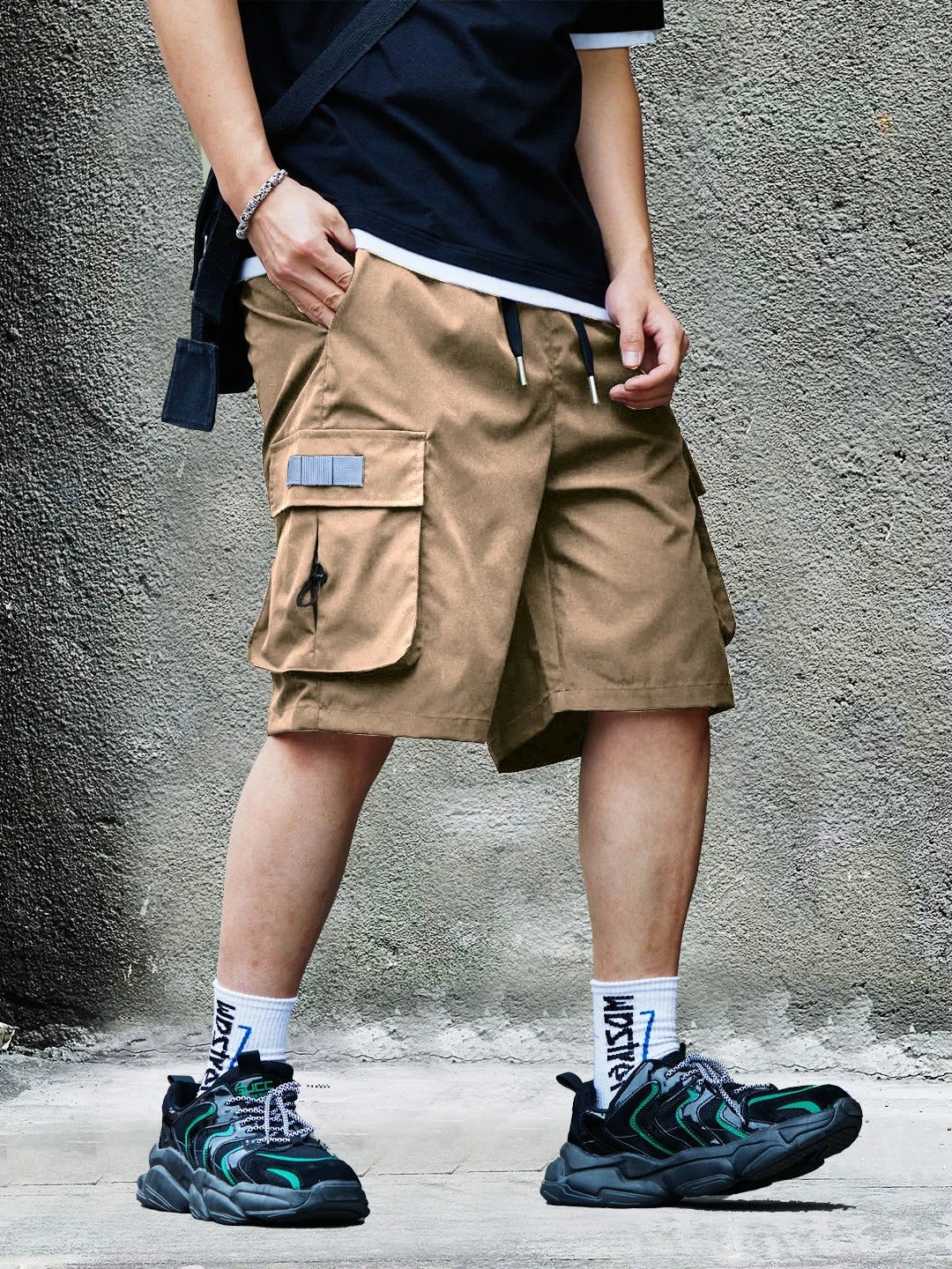 Service Crew Utility Shorts